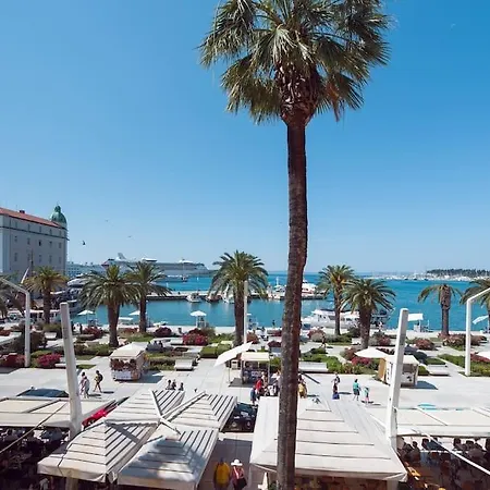Apartment Modern In Split, 8min From Beach Split