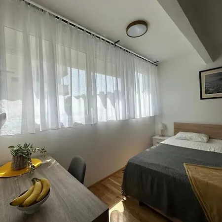 Apartment Modern In Split, 8min From Beach Split