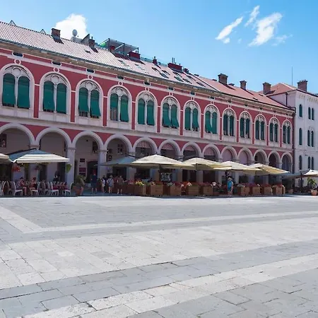 Modern In Split, 8min From Beach *